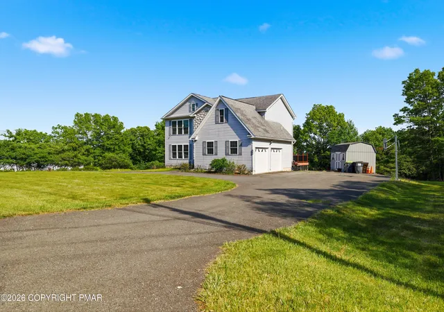 Homes for sale in Blakeslee, PA | 2607 Ramon Dr, Blakeslee, PA 18610 | MLS# PM-142339