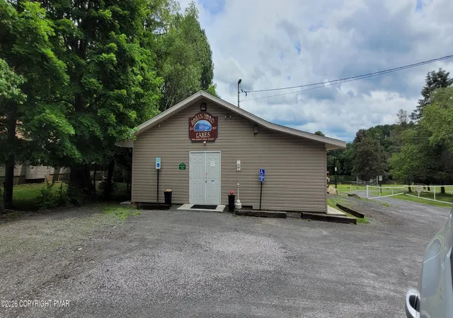 Homes for sale in Kunkletown, PA | 9185 Sherwood Dr, Kunkletown, PA 18058 | MLS# PM-142337