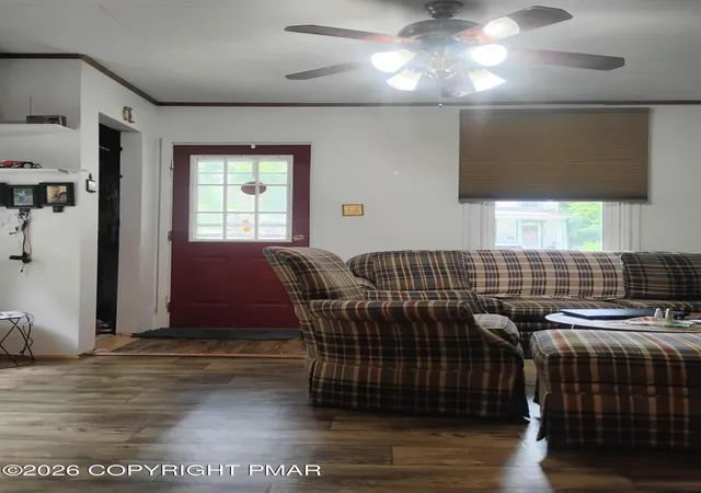 Homes for sale in Jim Thorpe, PA | 85 E 3rd St, Jim Thorpe, PA 18229 | MLS# PM-142338