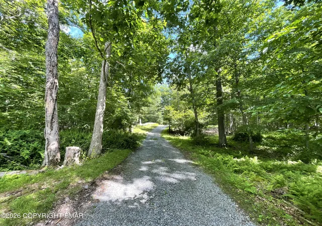 Homes for sale in Cresco, PA | 117 Woods Wy, Cresco, PA 18326 | MLS# PM-142345