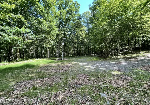Homes for sale in Cresco, PA | 240 Mud Run Rd, Cresco, PA 18326 | MLS# PM-142346