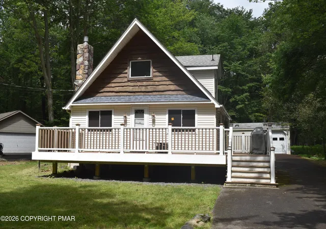Homes for sale in Pocono Lake, PA | 173 Tepee Dr, Pocono Lake, PA 18347 | MLS# PM-142664