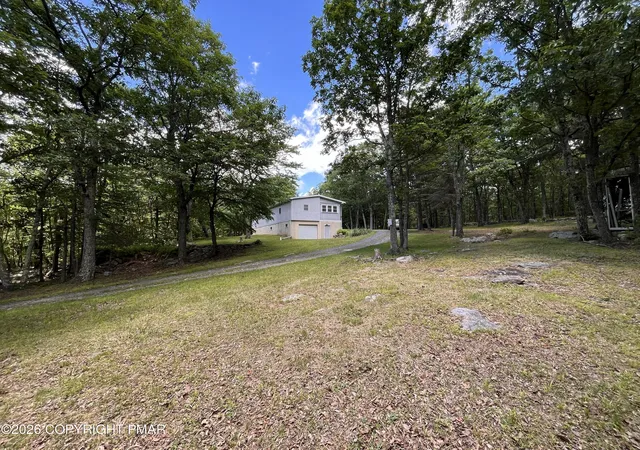 Homes for sale in Jim Thorpe, PA | 2015 Teaberry Trl, Jim Thorpe, PA 18229 | MLS# PM-142391