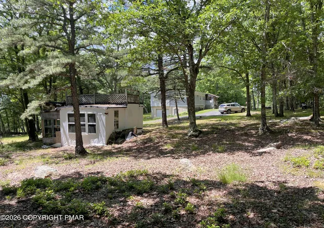 Homes for sale in Jim Thorpe, PA | 2015 Teaberry Trl, Jim Thorpe, PA 18229 | MLS# PM-142391