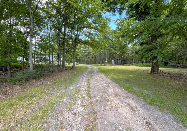 Homes for sale in Jim Thorpe, PA | 2015 Teaberry Trl, Jim Thorpe, PA 18229 | MLS# PM-142391