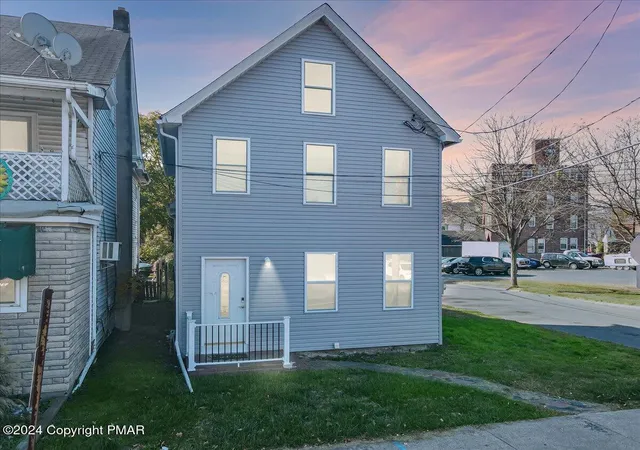 1st image of 277 S Courtland St, East Stroudsburg, PA 18301 | MLS# PM-142395