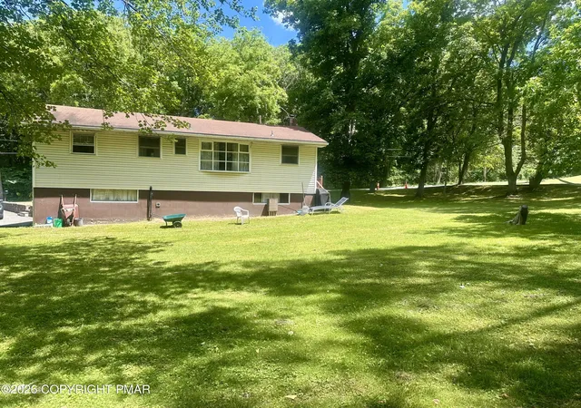 4th image of 22 Independence Rd, East Stroudsburg, PA 18301 | MLS# PM-142387