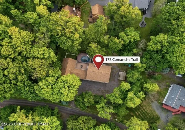 Homes for sale in Pocono Lake, PA | 178 Comanche Trl, Pocono Lake, PA 18347 | MLS# PM-142656
