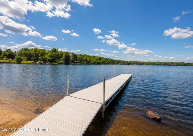 Homes for sale in Pocono Lake, PA | 178 Comanche Trl, Pocono Lake, PA 18347 | MLS# PM-142656
