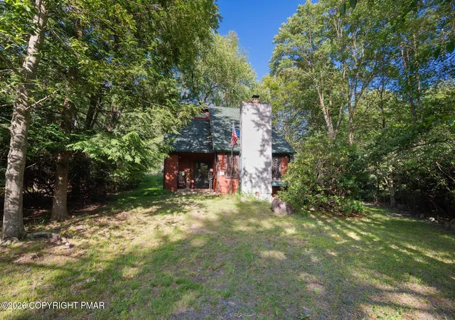 Homes for sale in Pocono Pines, PA | 328 Miller Dr, Pocono Pines, PA 18350 | MLS# PM-142401