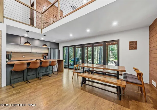 Photo 4 of Single family home for sale at 1142 Oakland Pl, Pocono Pines, PA 18350 | MLS# PM-142393 | Listing updated on 2026-07-22