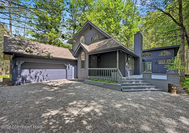 Photo 3 of Single family home for sale at 171 Flintlock Trl, Pocono Pines, PA 18350 | MLS# PM-143188 | Listing updated on 2026-09-01
