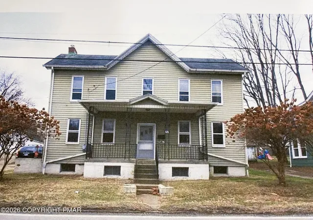 Homes for sale in Jeannette, PA | 321 Agnew Rd, Jeannette, PA 15644 | MLS# PM-142415