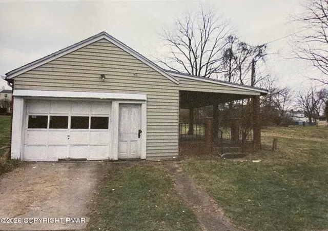Homes for sale in Jeannette, PA | 321 Agnew Rd, Jeannette, PA 15644 | MLS# PM-142415