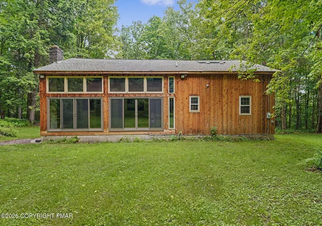 Photo 1 of Single Family Residence at 639 Glenwood Rd, Hop Bottom, PA 18824 | MLS# PM-142433 | | Sold on 2026-07-31