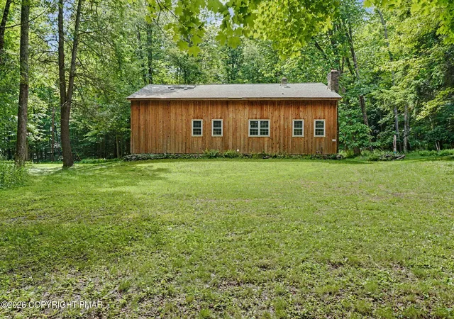 Photo 2 of Single Family Residence at 639 Glenwood Rd, Hop Bottom, PA 18824 | MLS# PM-142433 | | Sold on 2026-07-31