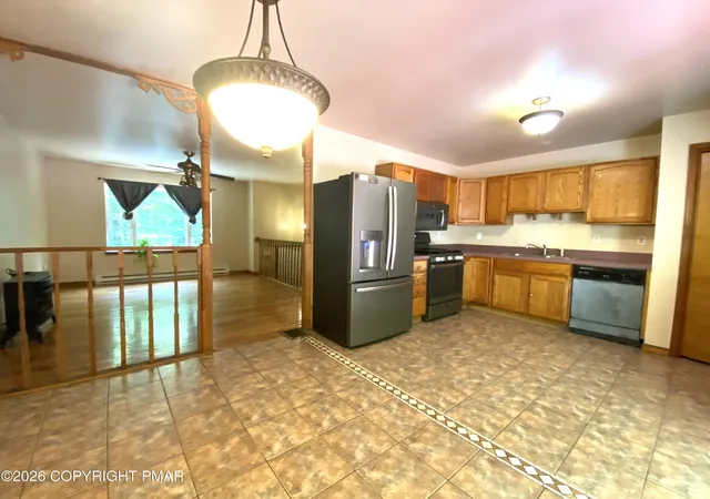Homes for sale in Effort, PA | 2457 Nelson Dr, Effort, PA 18330 | MLS# PM-143013