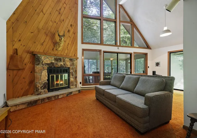 2nd image of 27 Longfellow Cir, Albrightsville, PA 18210 | MLS# PM-142411