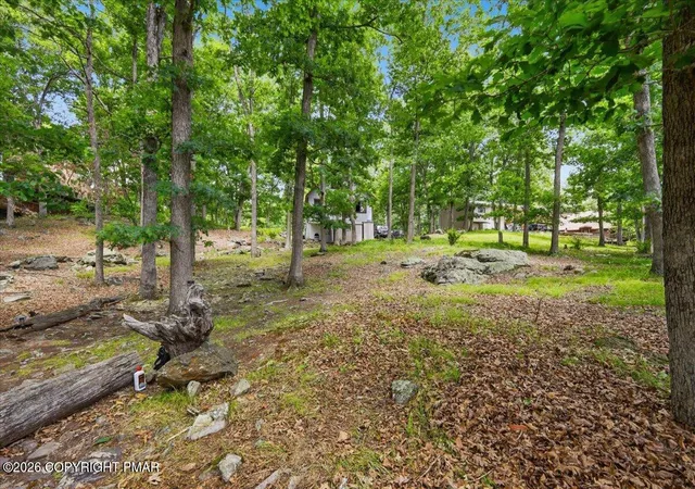 Homes for sale in Bushkill, PA | 133 Oxford St, Bushkill, PA 18324 | MLS# PM-142417