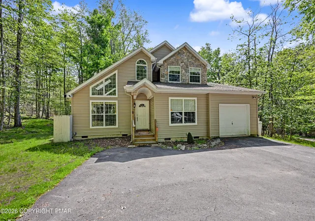 Homes for sale in Pocono Lake, PA | 1122 Ranger Trl, Pocono Lake, PA 18347 | MLS# PM-142537