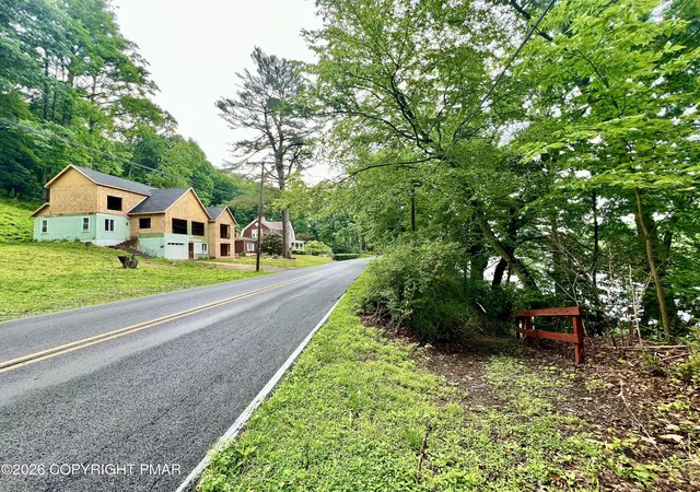 Photo 1 of Single family home for sale at 4192 River Rd, Mount Bethel, PA 18343 | MLS# PM-142461 | Listing updated on 2026-07-29