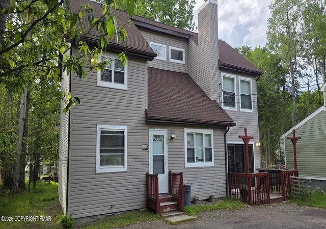 Homes for sale in Tobyhanna, PA | 2396 Winding Wy, Tobyhanna, PA 18466 | MLS# PM-142424