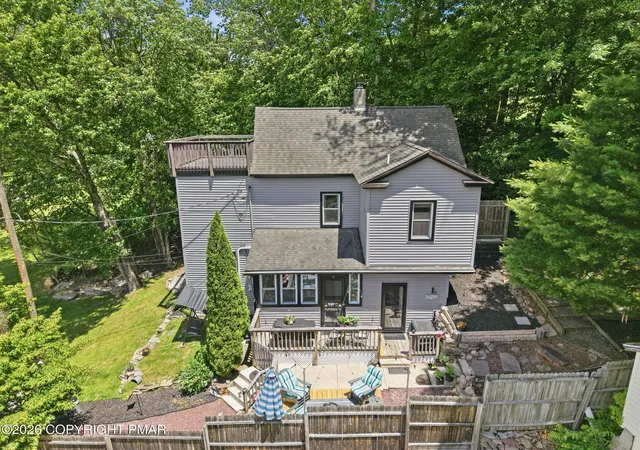 Photo 1 of Single family home for sale at 910 Laurel St, Jim Thorpe, PA 18229 | MLS# PM-142480 | Listing updated on 2026-08-10