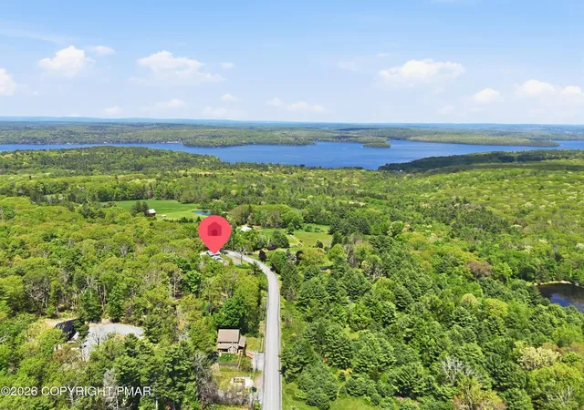 3rd image of 300 Gumbletown Rd, Paupack, PA 18451 | MLS# PM-142778