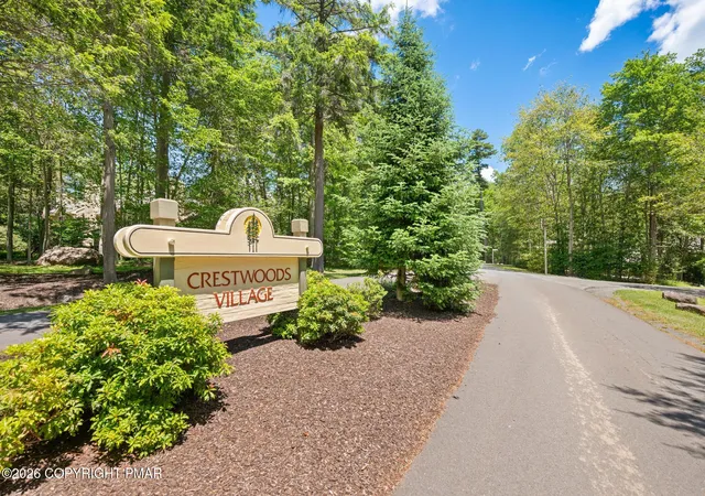 Homes for sale in Pocono Pines, PA | 525 Rondaxe Ln, Pocono Pines, PA 18350 | MLS# PM-142861