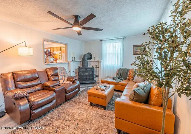 Photo 5 of Sale Pending at 122 1st Tafton Rd, Hawley, PA 18428 | MLS# PM-142793 | Listing updated on 2026-08-02