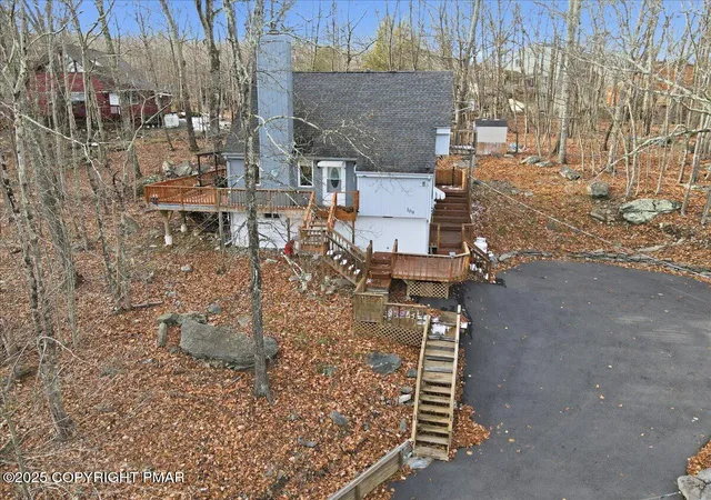 Photo 2 of Single family home for sale at 109 Saunders Dr, Bushkill, PA 18324 | MLS# PM-142519 | Listing updated on 2026-08-02