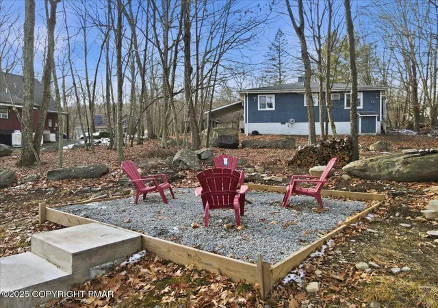 Photo 5 of Single family home for sale at 109 Saunders Dr, Bushkill, PA 18324 | MLS# PM-142519 | Listing updated on 2026-08-02