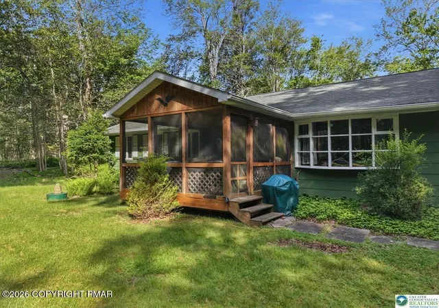 Homes for sale in Canadensis, PA | 143 Logger Rd, Canadensis, PA 18325 | MLS# PM-142641