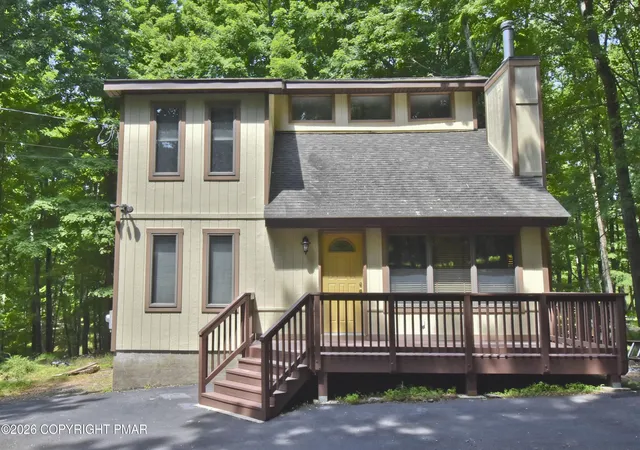 Photo 1 of Single family home for sale at 2217 Longview Dr, Bushkill, PA 18324 | MLS# PM-142867 | Listing updated on 2026-07-27