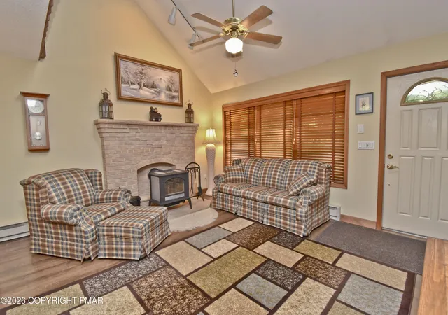 Photo 3 of Single family home for sale at 2217 Longview Dr, Bushkill, PA 18324 | MLS# PM-142867 | Listing updated on 2026-07-27