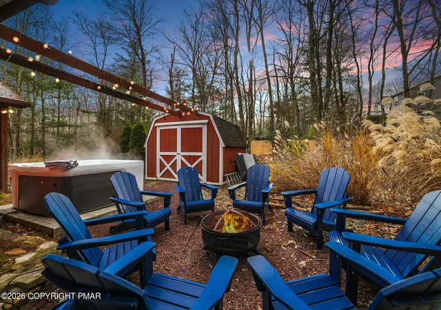Homes for sale in Lake Harmony, PA | 59 Red Oak Rd, Lake Harmony, PA 18624 | MLS# PM-142582