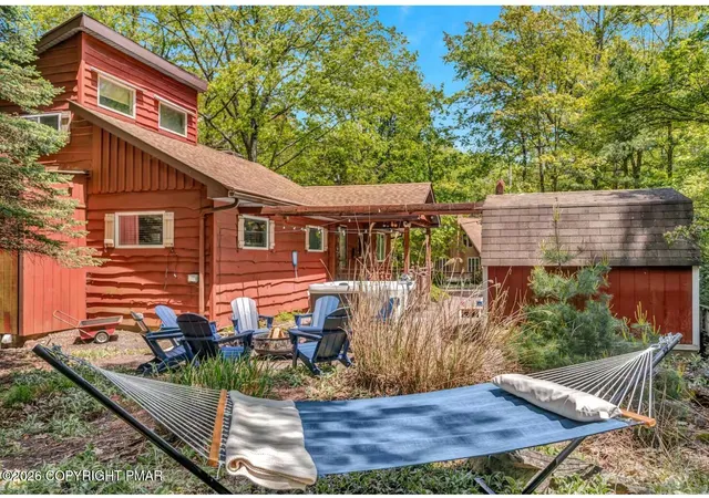 Homes for sale in Lake Harmony, PA | 59 Red Oak Rd, Lake Harmony, PA 18624 | MLS# PM-142582