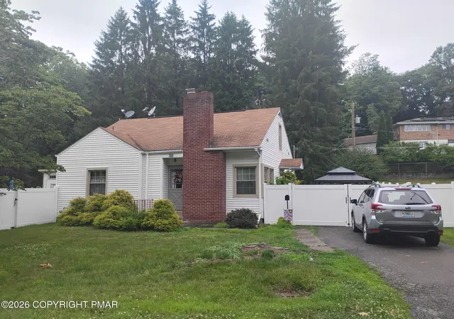 Homes for sale in East Stroudsburg, PA | 146 Maple Ave, East Stroudsburg, PA 18301 | MLS# PM-142529