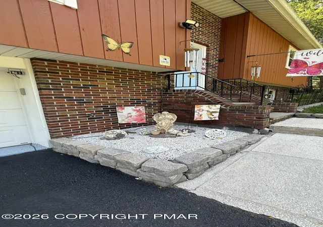 Photo 2 of Single family home for sale at 8466 Bumble Bee Way, Tobyhanna, PA 18466 | MLS# PM-142571 | Listing updated on 2026-09-01