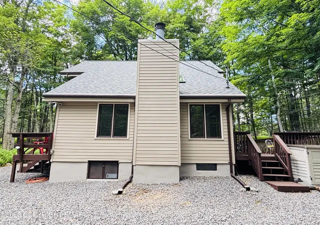 Homes for sale in Clifton Township, PA | 31 Ingrid Dr, Clifton Township, PA 18424 | MLS# PM-142623