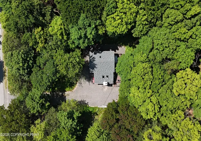 Photo 5 of Sale Pending at 31 Ingrid Dr, Gouldsboro, PA 18424 | MLS# PM-142623 | Listing updated on 2026-08-06