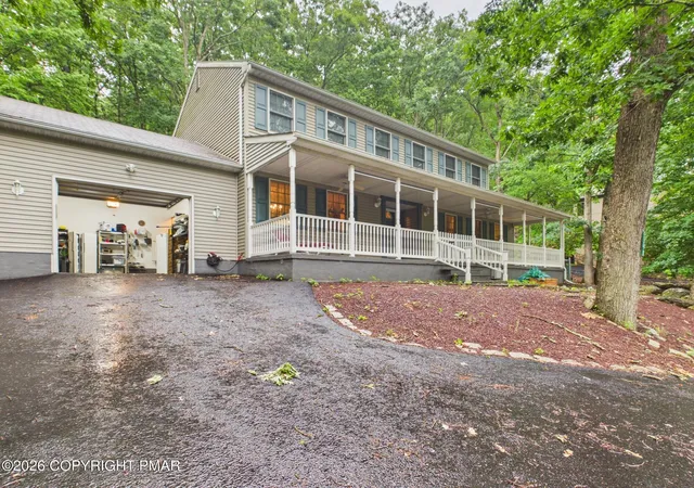 Photo 1 of Single family home for sale at 5390 Woodbridge Dr E, Bushkill, PA 18324 | MLS# PM-142583 | Listing updated on 2026-06-26