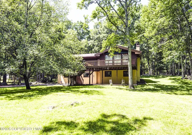 Photo 5 of Sale Pending at 223 Briarwood Dr, Effort, PA 18330 | MLS# PM-142843 | Listing updated on 2026-09-02