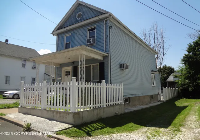 Homes for sale in Wilkes Barre, PA | 83 Bradford St, Wilkes Barre, PA 18702 | MLS# PM-142599