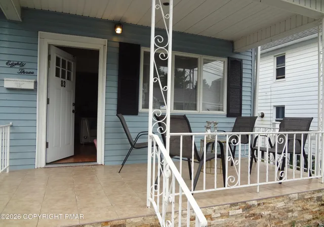 Homes for sale in Wilkes Barre, PA | 83 Bradford St, Wilkes Barre, PA 18702 | MLS# PM-142599