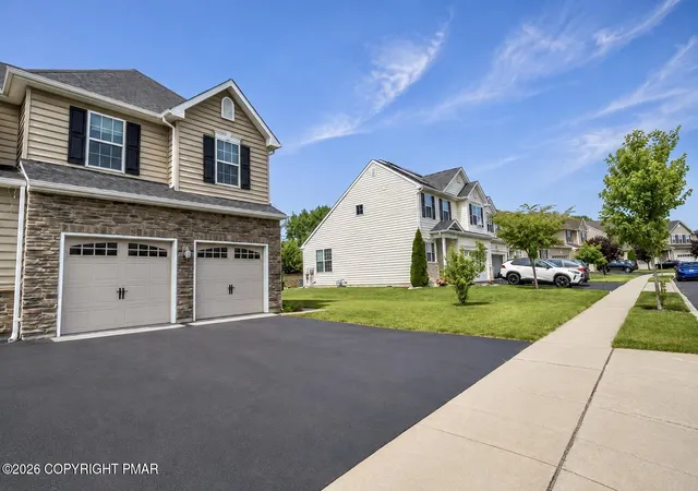 Photo 2 of Sale Pending at 973 Spring White Dr, Breinigsville, PA 18031 | MLS# PM-142600 | Listing updated on 2026-08-30