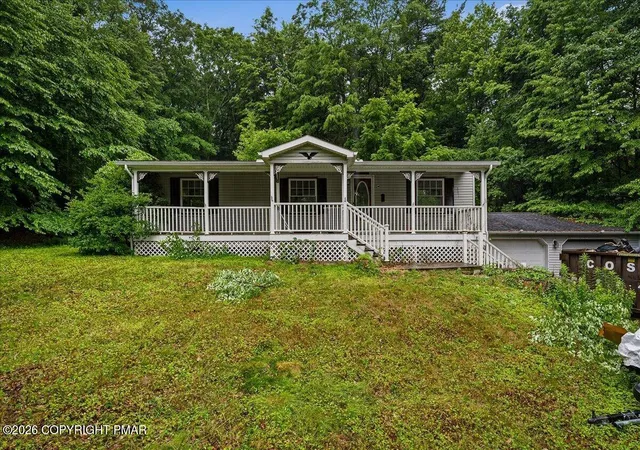 Homes for sale in Kunkletown, PA | 148 Walnut St, Kunkletown, PA 18058 | MLS# PM-142607