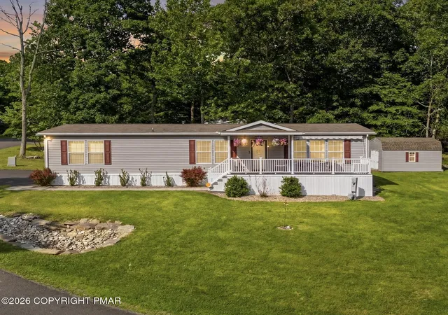 Homes for sale in East Stroudsburg, PA | 7587 Rocky Ridge Ridge, East Stroudsburg, PA 18302 | MLS# PM-142754