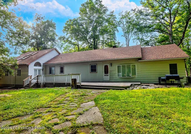 Homes for sale in Cresco, PA | 755 White Oak Rd, Cresco, PA 18326 | MLS# PM-142616