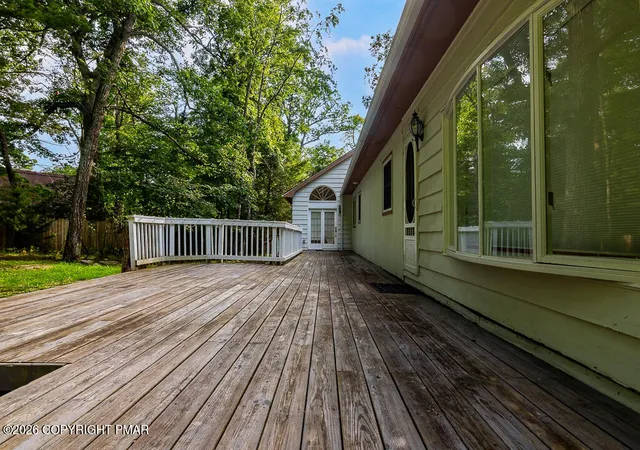 Homes for sale in Cresco, PA | 755 White Oak Rd, Cresco, PA 18326 | MLS# PM-142616